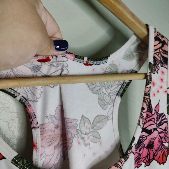 Y2K Floral Stretch Tank Top - Picture 4 of 5